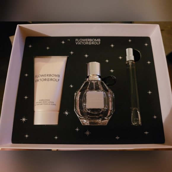 FLOWERBOMB, Christmas 2022 edition - got it as a gift - Picture 4 of 4